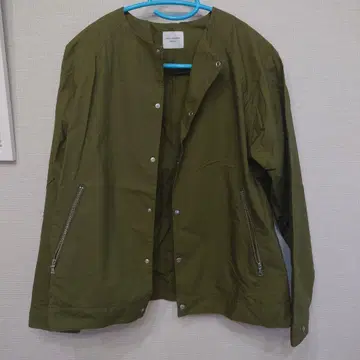 URBAN RESEARCH DOORS 노카라 자켓 올리브