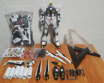 mg 뉴 건담 ver.ka 정크 부품 포함