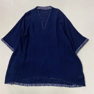 타카기 카즈코 네이비 나염 손염색 V넥 튜닉 풀오버