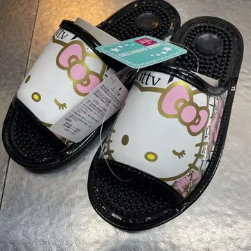 헬로키티 슬리퍼 화이트/블랙 건강 샌들