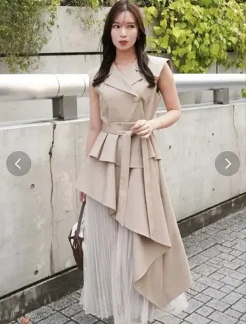 다즐린 아지메 플리츠 트렌치 원피스