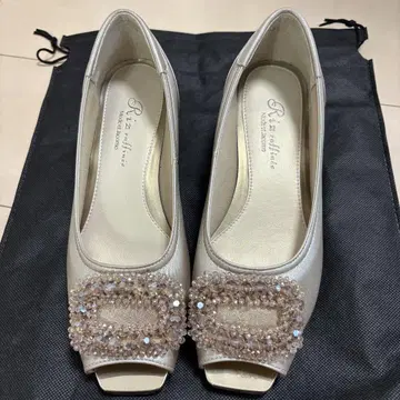 Riz raffinee 리즈 라피네 비쥬 펌프스 22.5cm