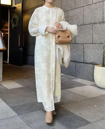 카프리 쉘마쥬 자카드 시어 원피스