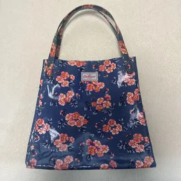 Cath Kidston 꽃무늬 네이비 토트백