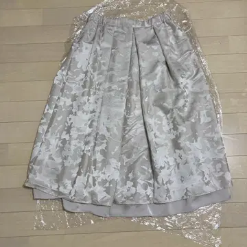 자유구 스커트