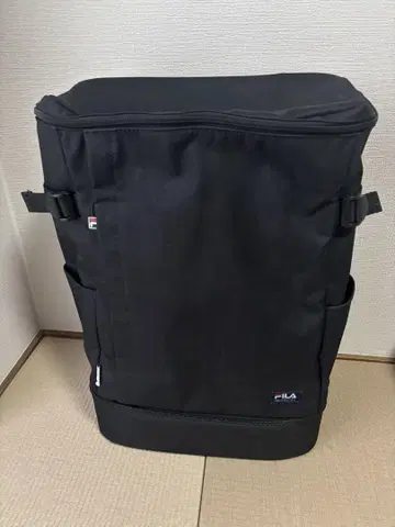 새상품급 FILA 스퀘어 백팩 스포츠 백