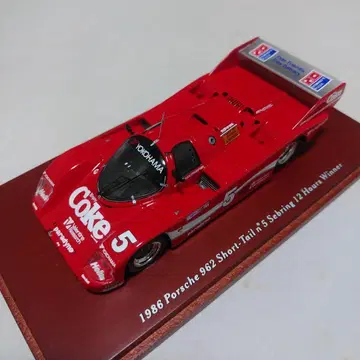 TrueScale 1/43 포르쉐 962 단축형