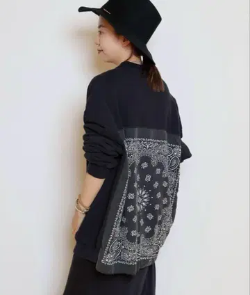 레미리프 BANDANA 가디건 블랙