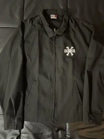 XL 미사용 새상품 POWELL PERALTA 스윙탑