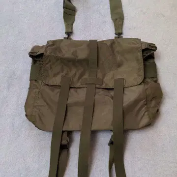 오스트리아 군 실물 올리브 그린 숄더백