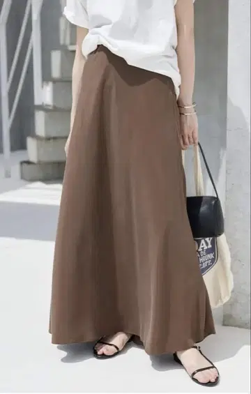 SLOBE IENA 피브릴 머메이드 플레어 스커트