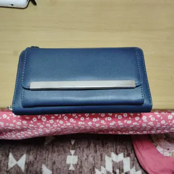 네이비 장지갑 지퍼식 합성 피혁
