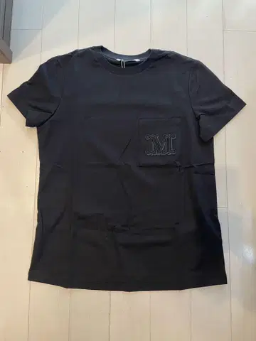 Max Mara 가슴 포켓 로고 티셔츠