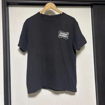 STANDARD CALIFORNIA 블랙 티셔츠 스타카리