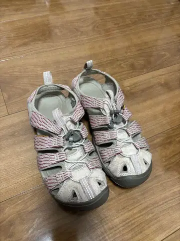 keen 스포츠 샌들 핑크