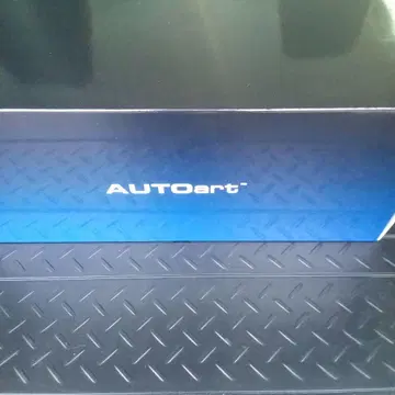 Autoart 1/18 렉서스 LC500 메탈릭 레드 오토 아트