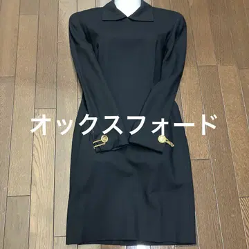 새상품급 블랙 카라 부착 긴팔 원피스 커프스 골드 버튼