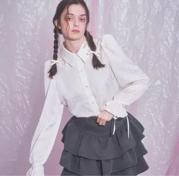 Lovilyn 로즈 자카드 셔츠 블라우스 화이트