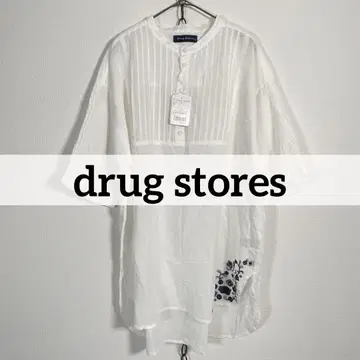 새상품 미사용 정가 10,780엔 drug stores 자수 드레스 셔츠