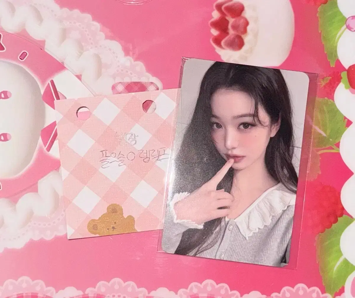 Sealed Ive minive School pop up 70,000 won pre-order benefit Jang Wonyoung poca