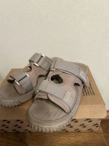 샤카 샌들 칠 아웃 23cm