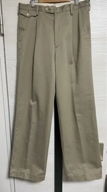 오라리 워시드 핀스 치노 원턱 팬츠