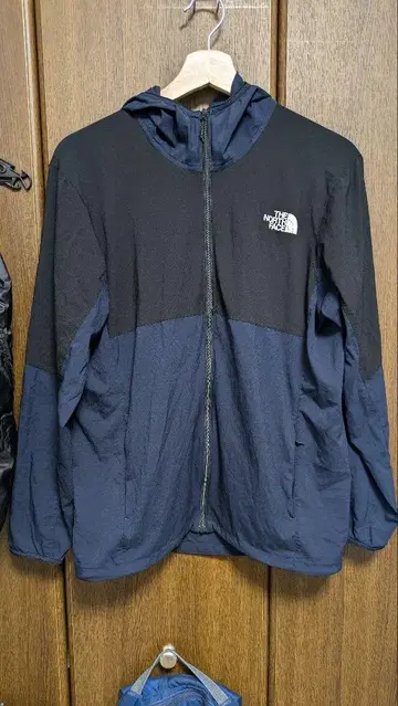 THE NORTH FACE 나일론 자켓 M 네이비/블랙