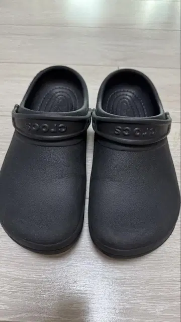 Crocs 스페셜리스트 2.0 크로그 블랙