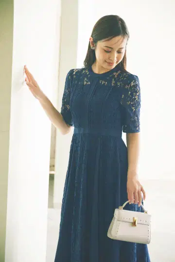 셀포드 드레스