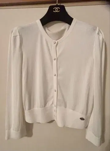 FOXEY NEW YORK 화이트 가디건 40