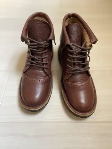 24cm 레이스업 부츠 브라운