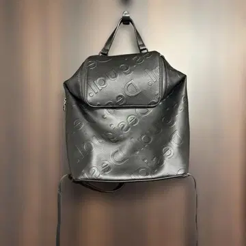 데시구알 백팩
