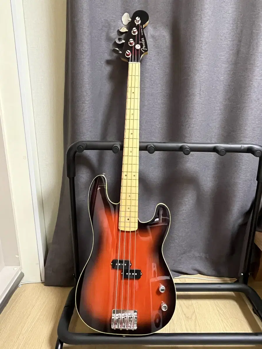 Unused Fender Aerodyne Precision Bass