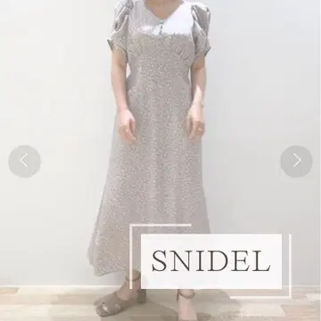 SNIDEL 전개 퍼프 슬리 원피스