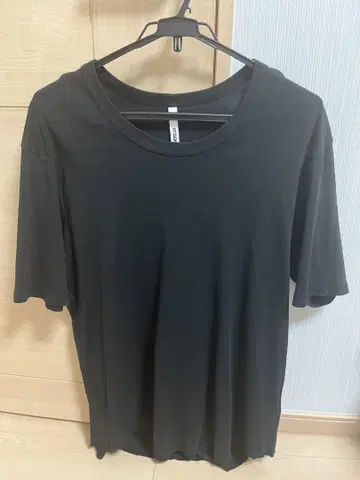 ATTACHMENT 블랙 티셔츠 사이즈 4