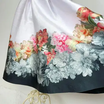 TED BAKER 꽃무늬 플레어 스커트 무릎 아래 A 라인 새틴 엘레강트