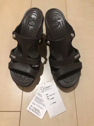 Crocs 다크 브라운 웨지 샌들 Cyprus 사이즈 W6