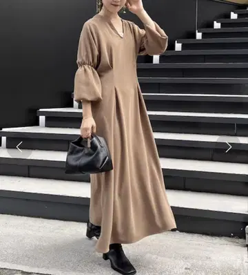 카프리 슈레마쥬 허리 턱 원피스 프리 사이즈 컬러:모카