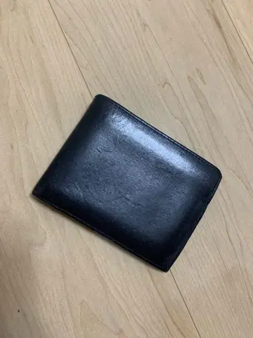 블랙 가죽 접이식 지갑 꼼사맨