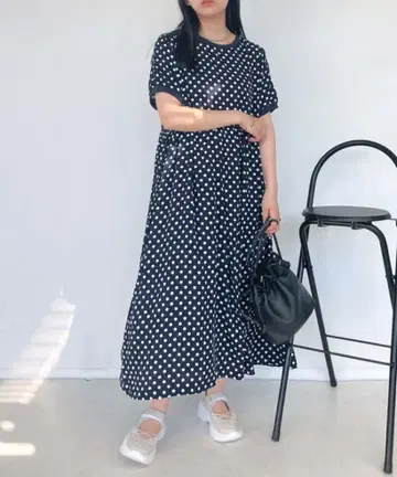 아즈노아즈 플러스 반팔 원피스 도트 무늬 원피스 미사용