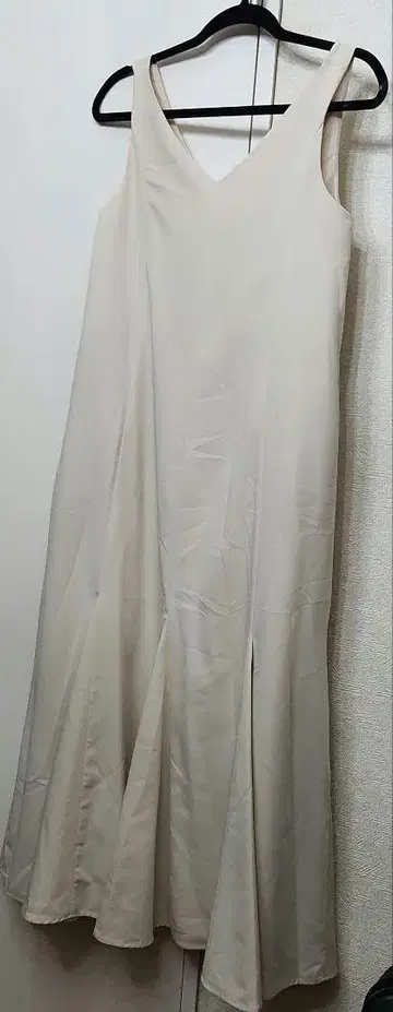 ROYAL PARTY 아이보리 슬리브리스 원피스
