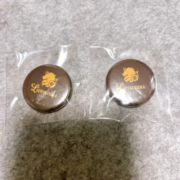 하이큐 팬 파크 PatisserieLIONCEAU 로고가 들어간 캔뱃지