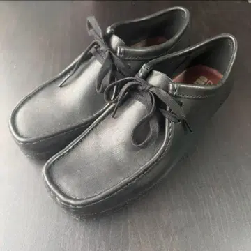 클락스 오리지널 CLARKS 왈라비 블랙 가죽 EU41