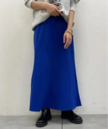 라운지 드레스 컷 조젯 머메이드 스커트 블루