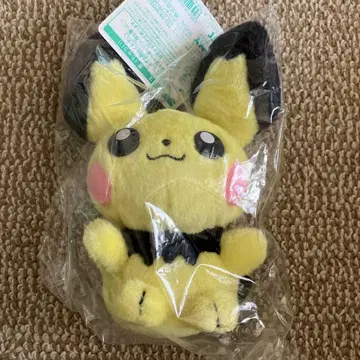 극장 한정판] 피츄 봉제 인형 (TOMY)