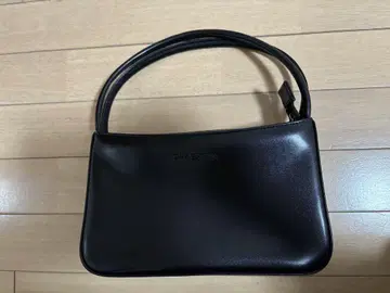블랙 합성 피혁 핸드백