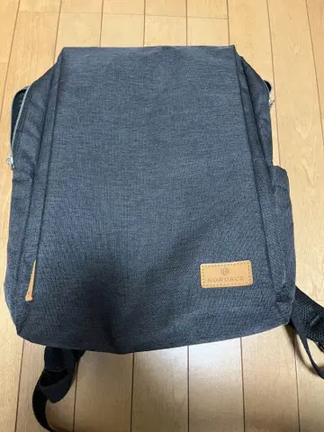 NORDACE 블랙 백팩