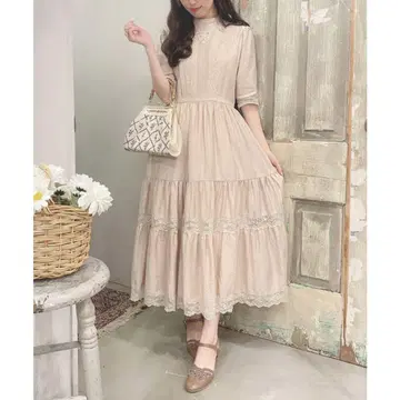 안아나저 앙제라스 레이스 사용 티어드 롱 원피스 라이트 베이지