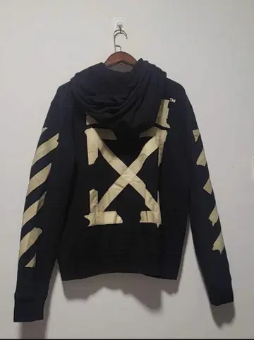 OFF-WHITE 블랙 후드티