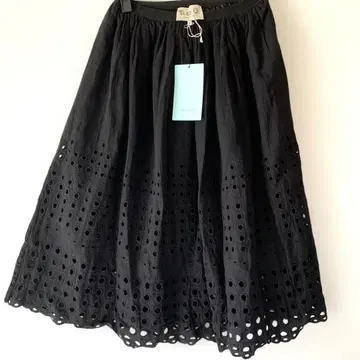 Sea New York 새상품 플레어 스커트 블랙 자수 면